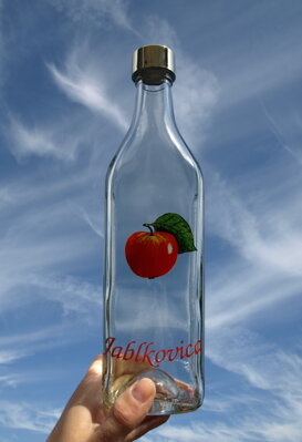 Fľaša Sparflasche 0,5 L s obtiskom ovocia